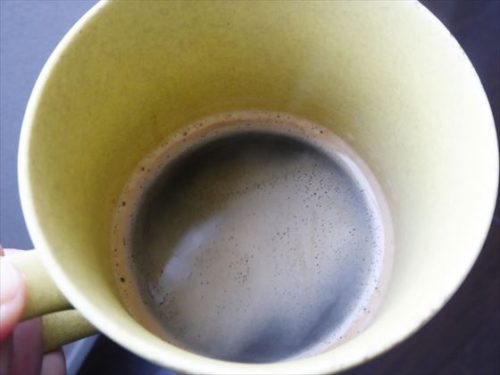 【クライス】カフェインカットのおいしいコーヒーを入れたマグ